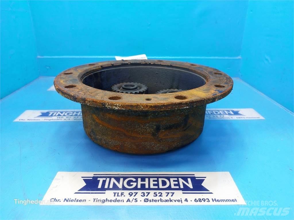 JCB 413S Axles