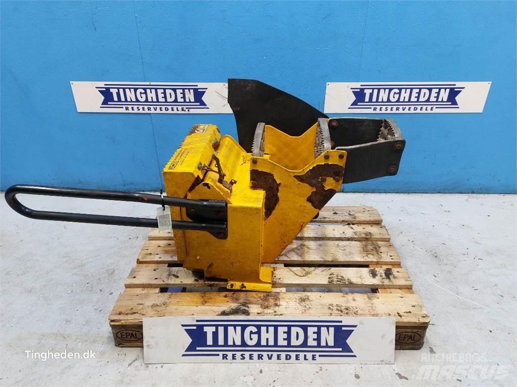 JCB 427 HL Screening buckets