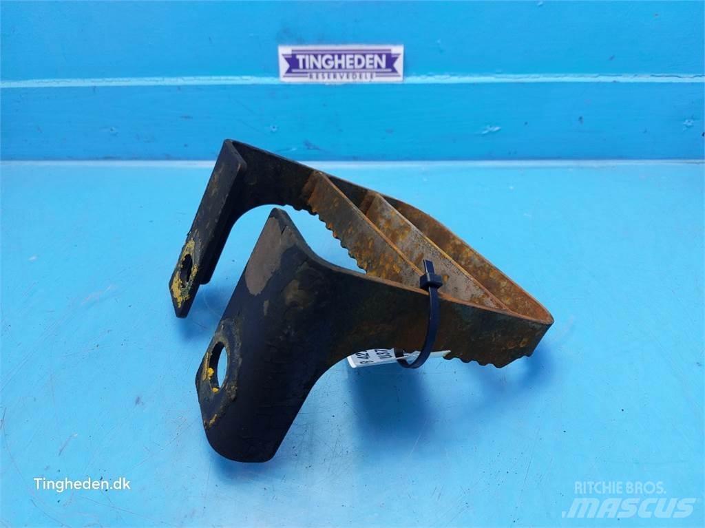 JCB 427 HL Screening buckets
