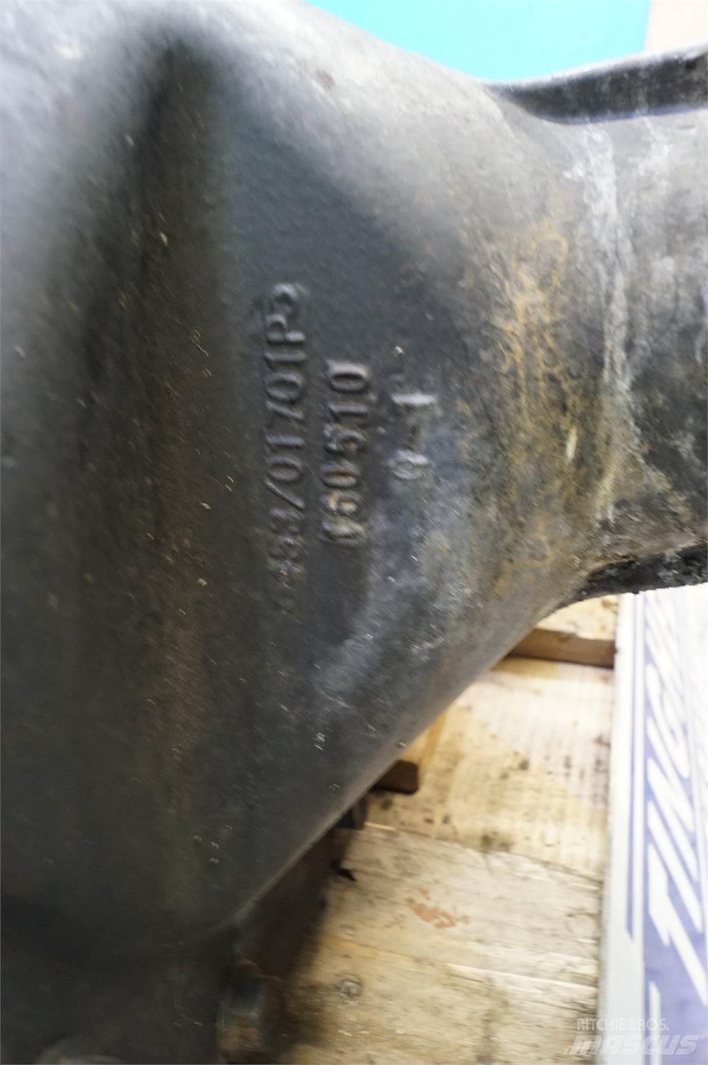 JCB 4CX Axles