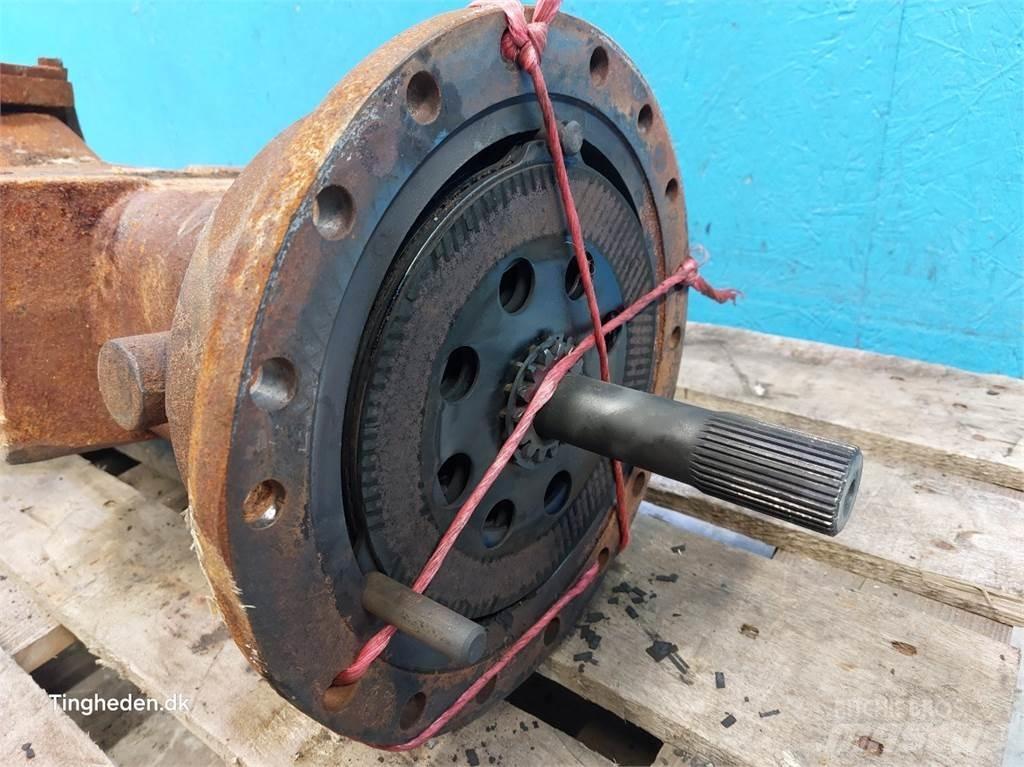JCB 4CX Axles