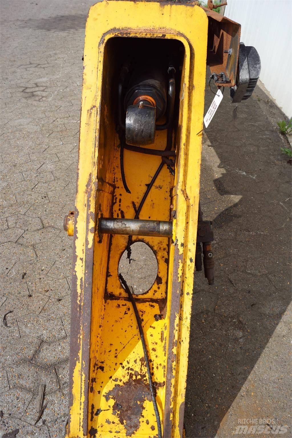 JCB 536-70 Booms and arms