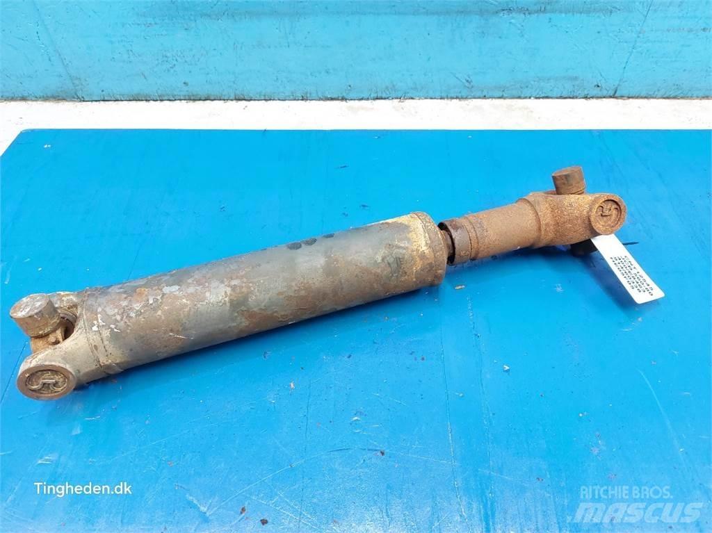 JCB 560-80 Transmission