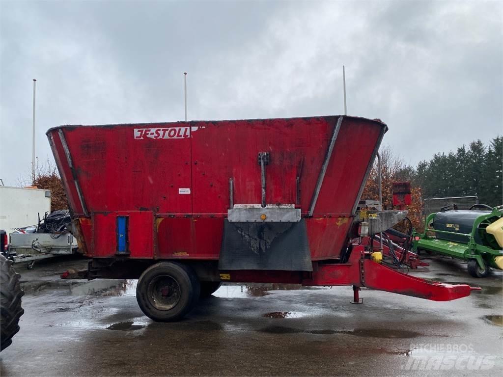 JF VM22 Feed mixer
