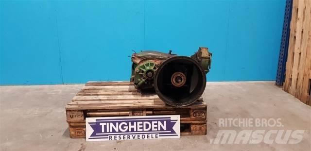 John Deere 1065 Transmission