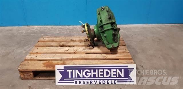 John Deere 1065 Combine harvester accessories