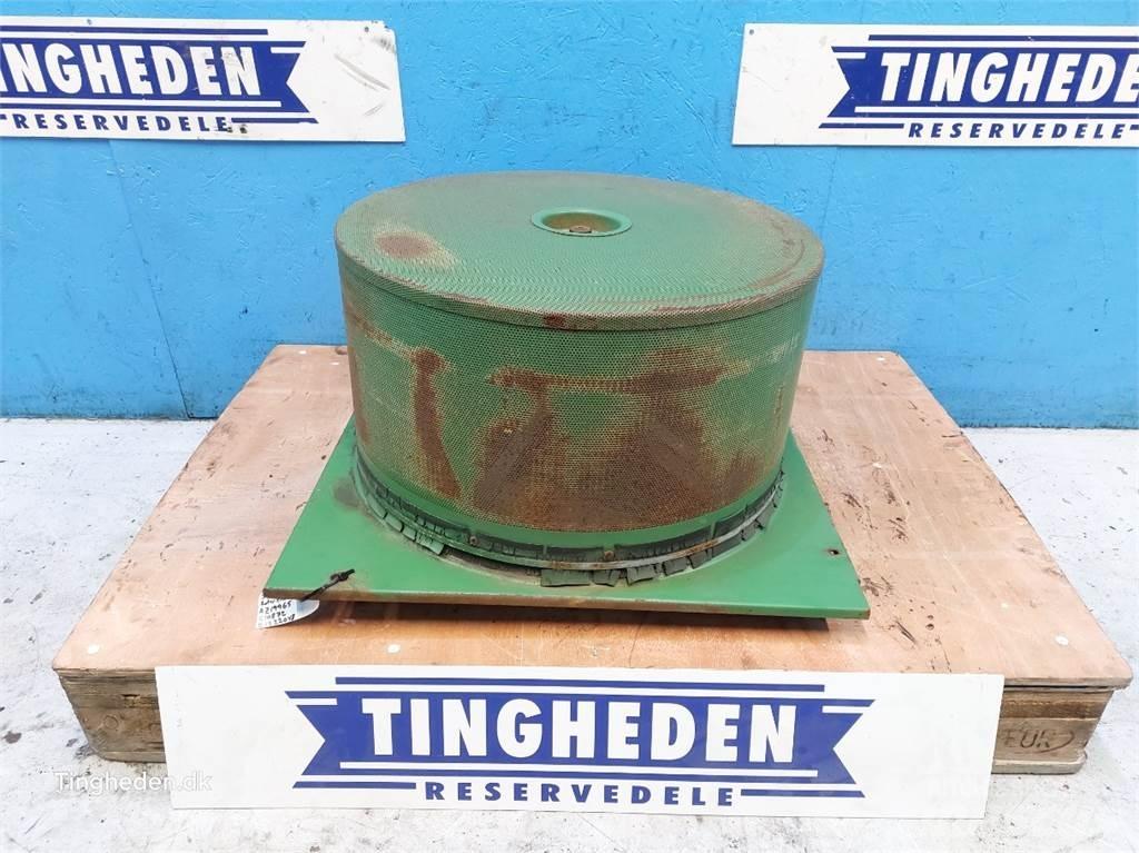 John Deere 1065 Radiators
