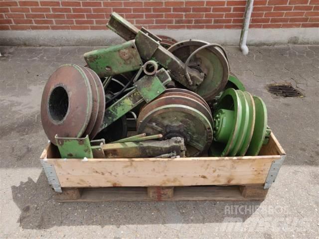 John Deere 1075 Farm machinery