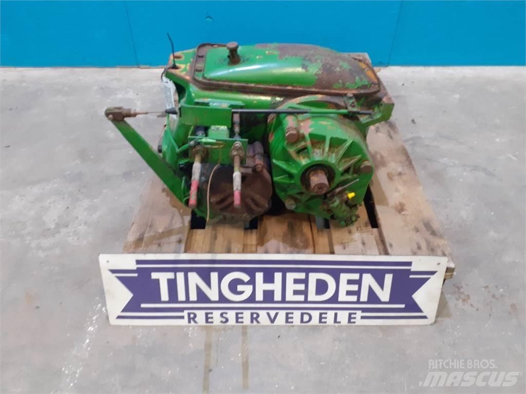 John Deere 1075 Transmission