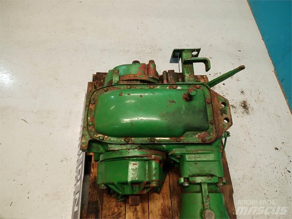 John Deere 1075 Transmission