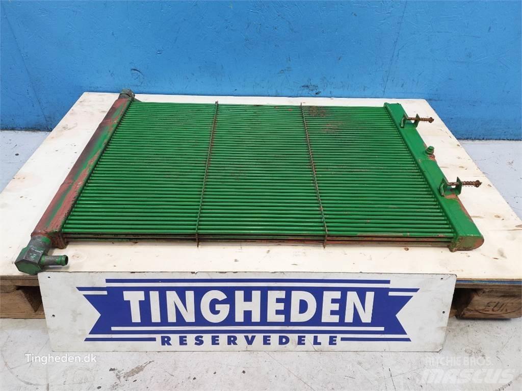 John Deere 1075 Radiators