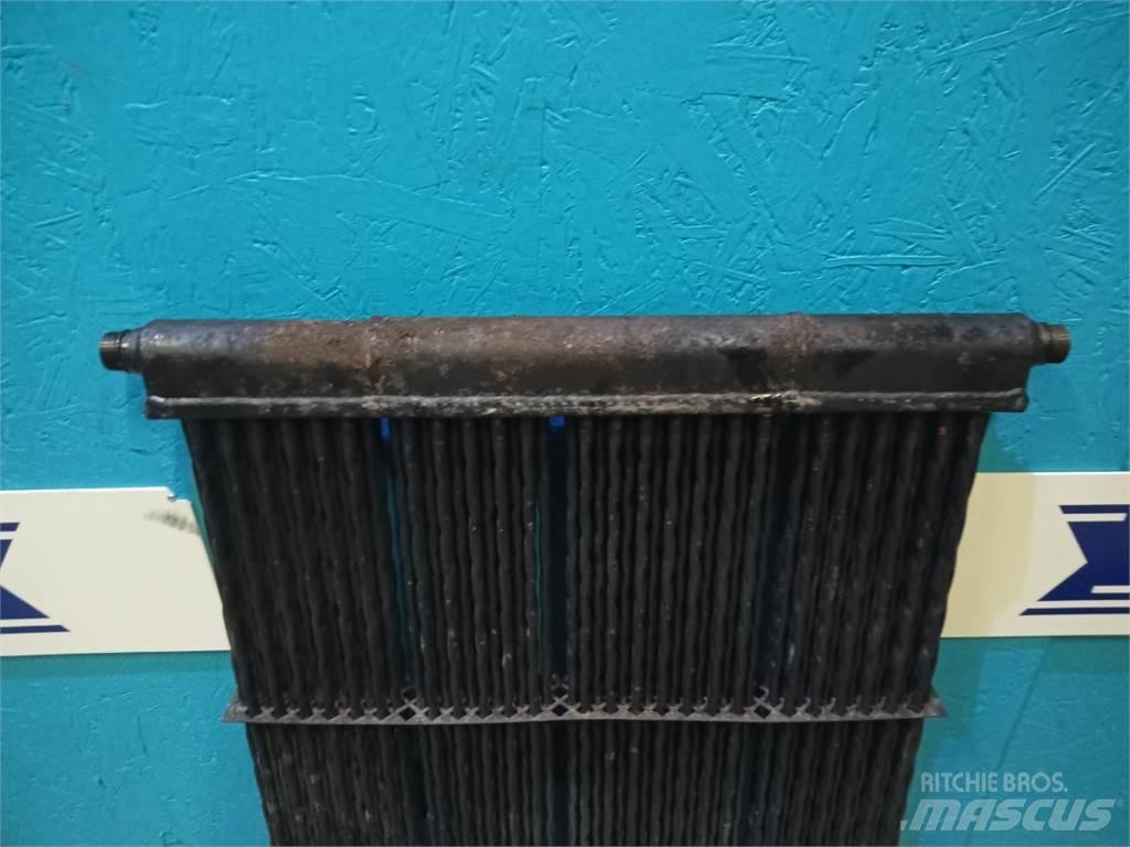 John Deere 1085 Radiators