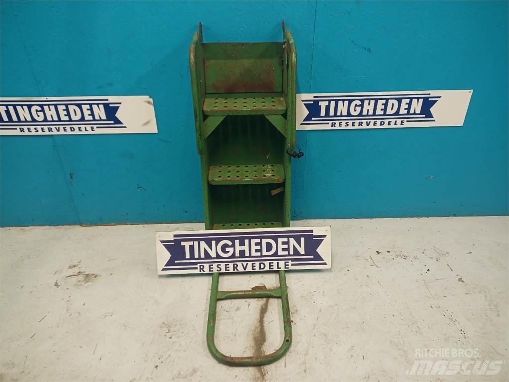John Deere 1085 Farm machinery
