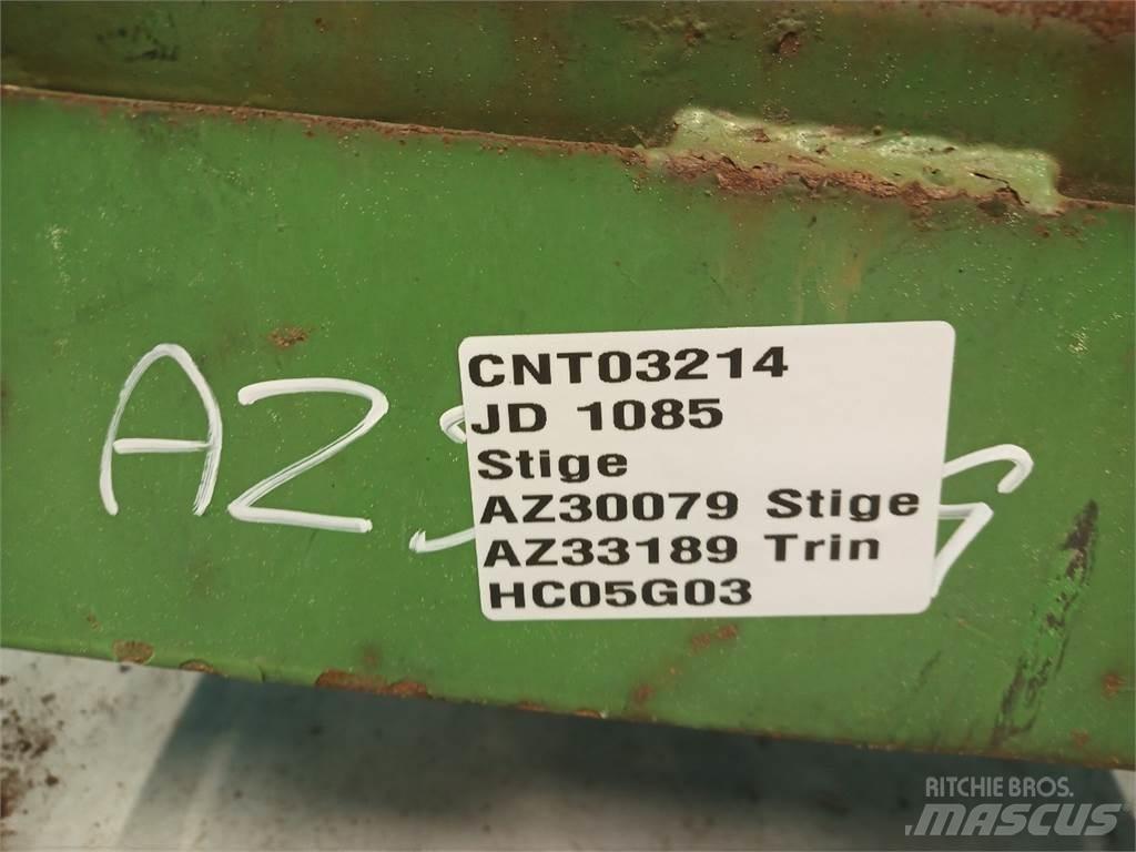 John Deere 1085 Farm machinery