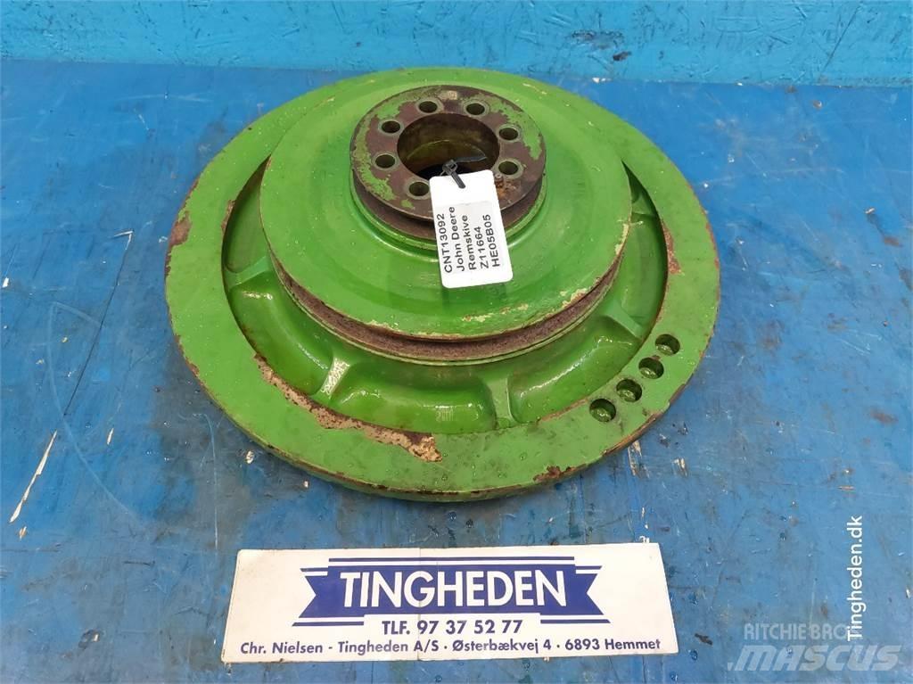 John Deere 1166 Farm machinery