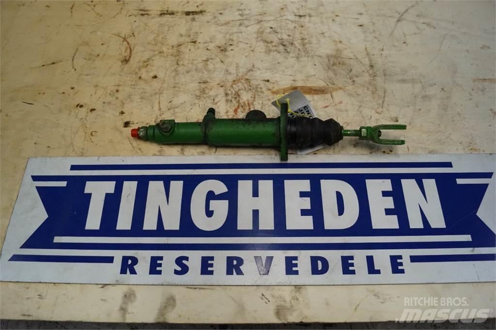 John Deere 1170 Hydraulics