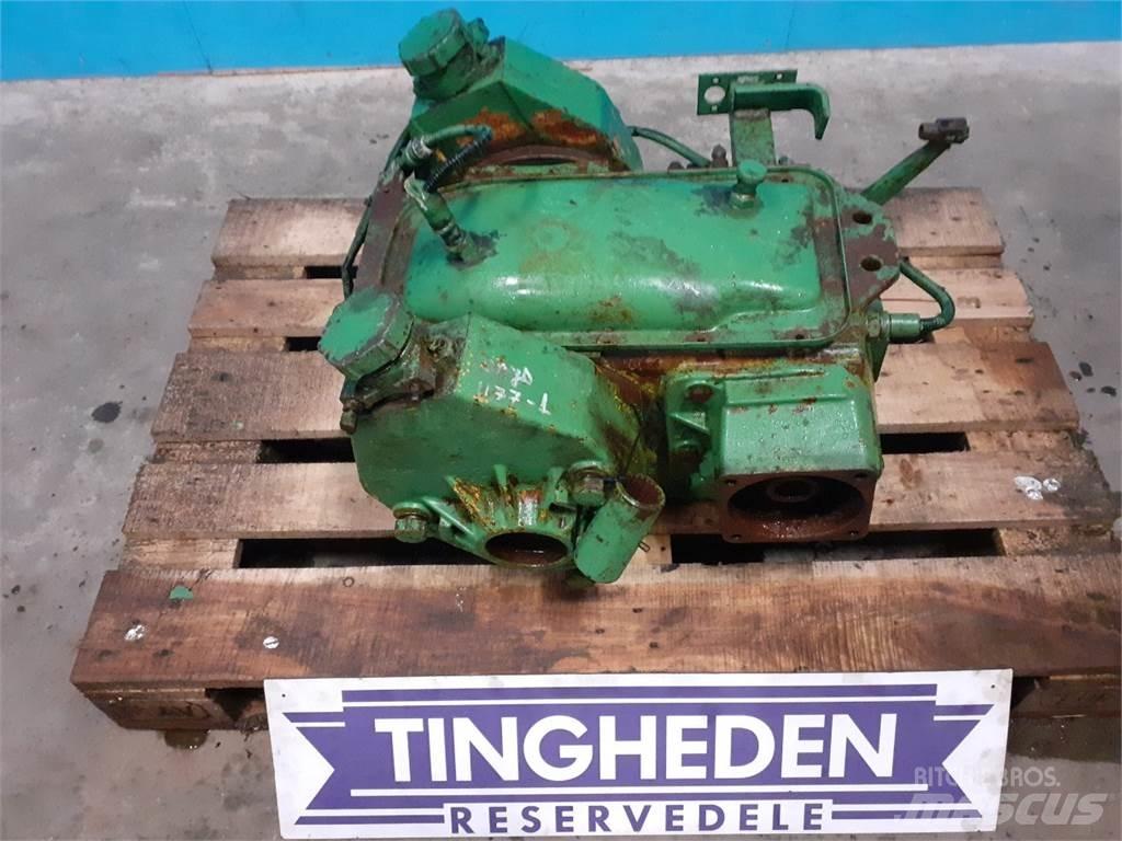 John Deere 1177 Transmission