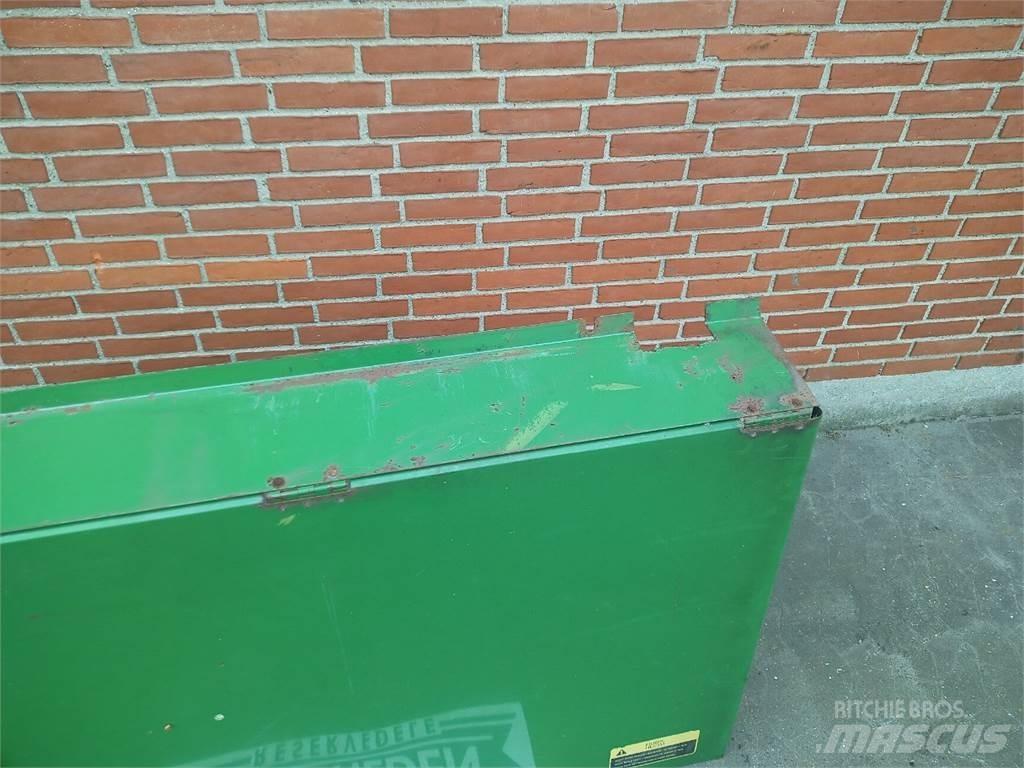 John Deere 1177 Farm machinery