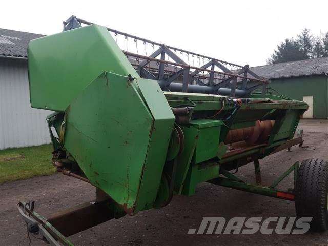 John Deere 14 Combine harvester accessories