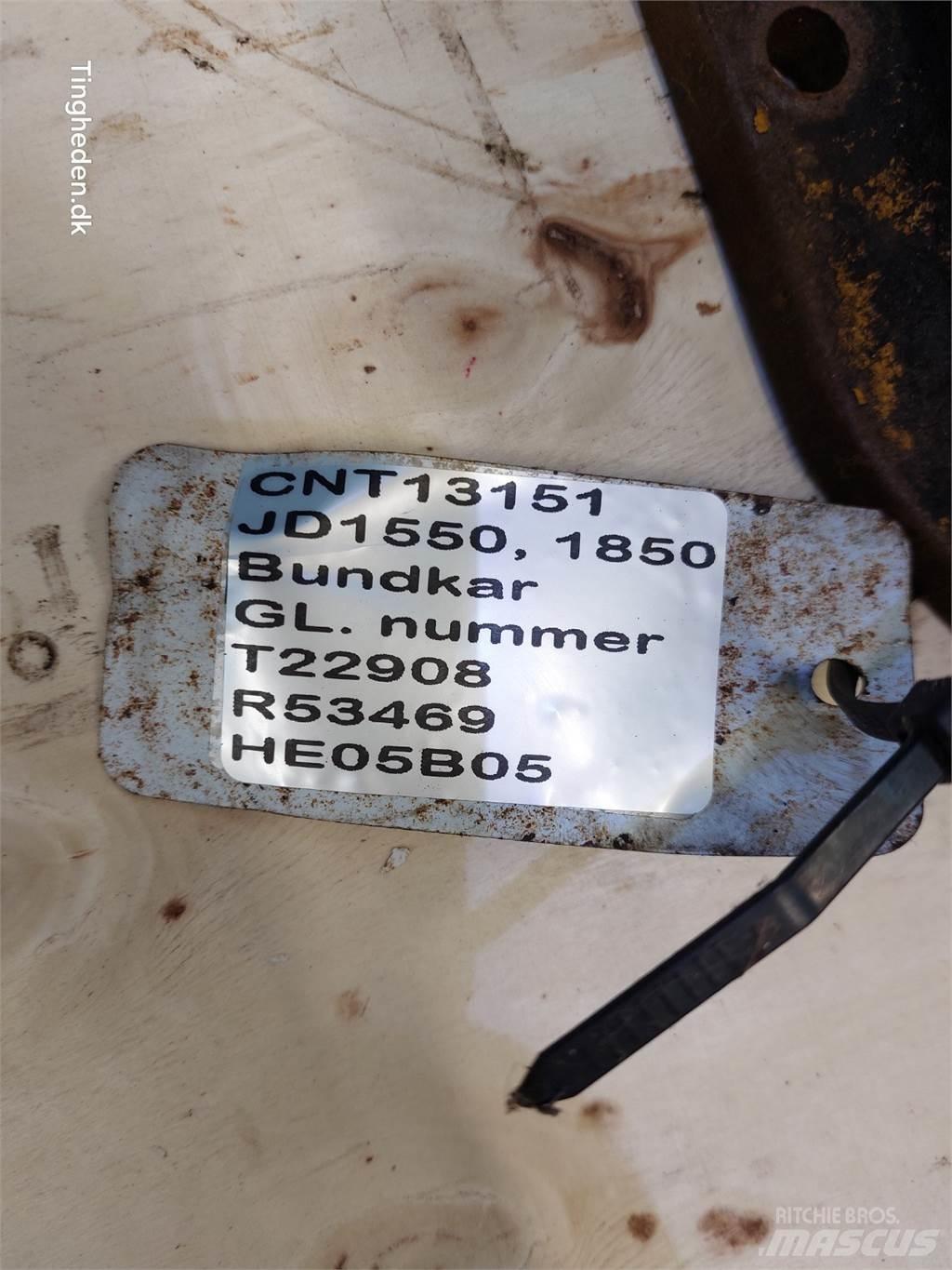 John Deere 1550 Engines