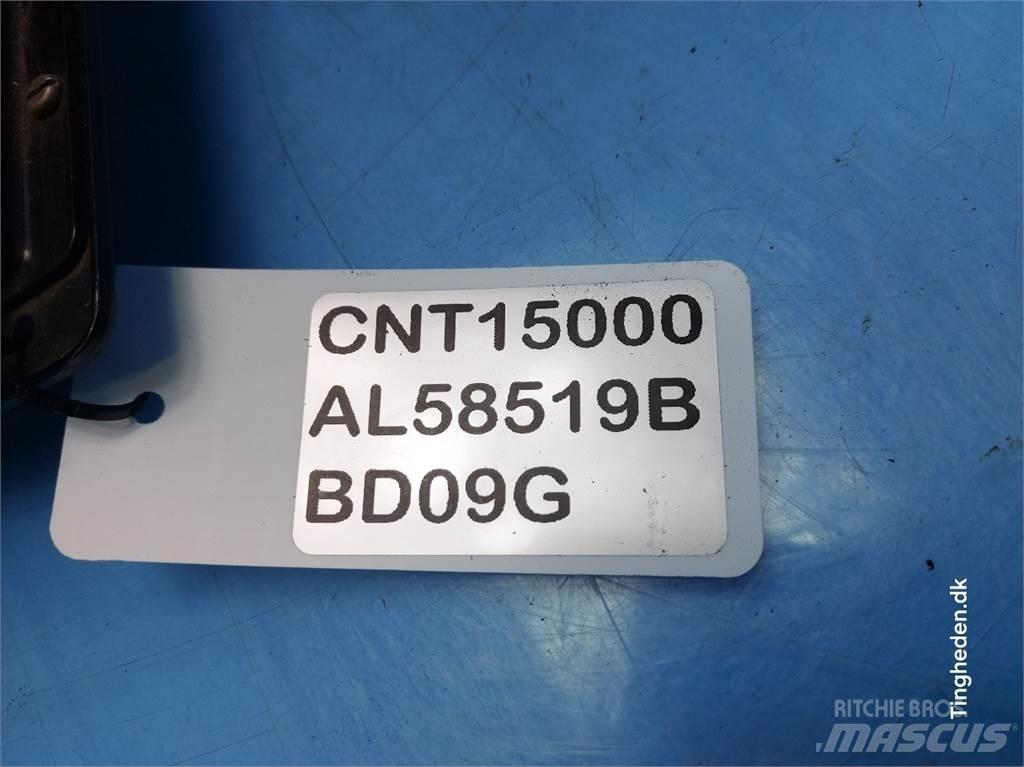 John Deere 1550 Cabins and interior