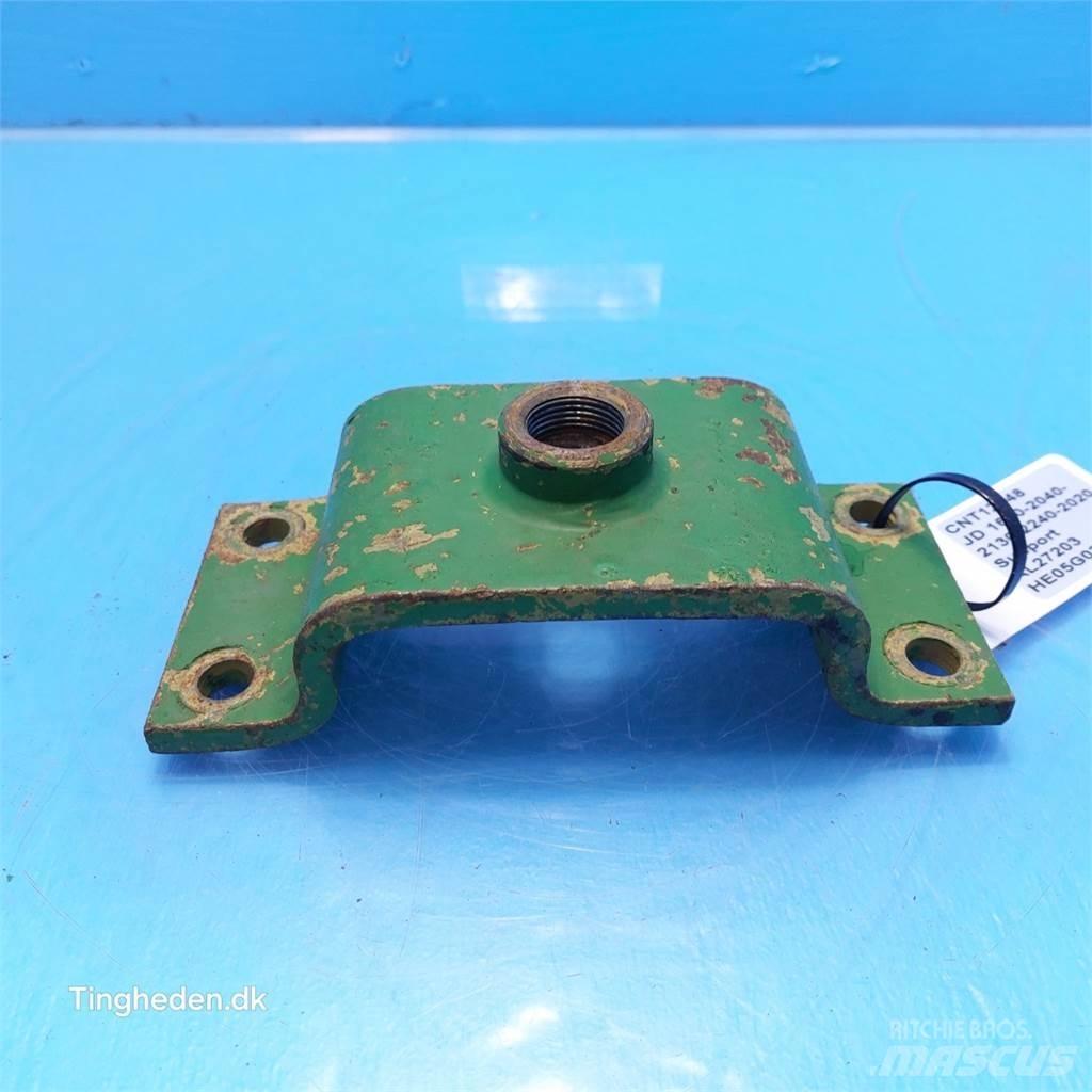 John Deere 2020 Other tractor accessories