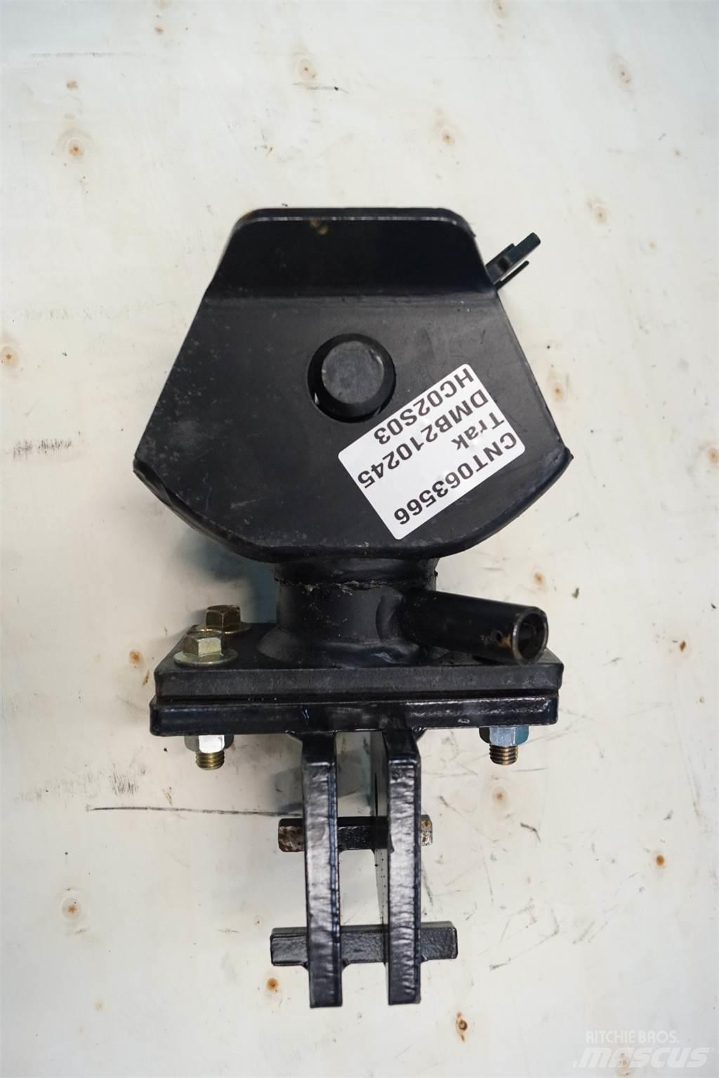 John Deere 2026R Other tractor accessories