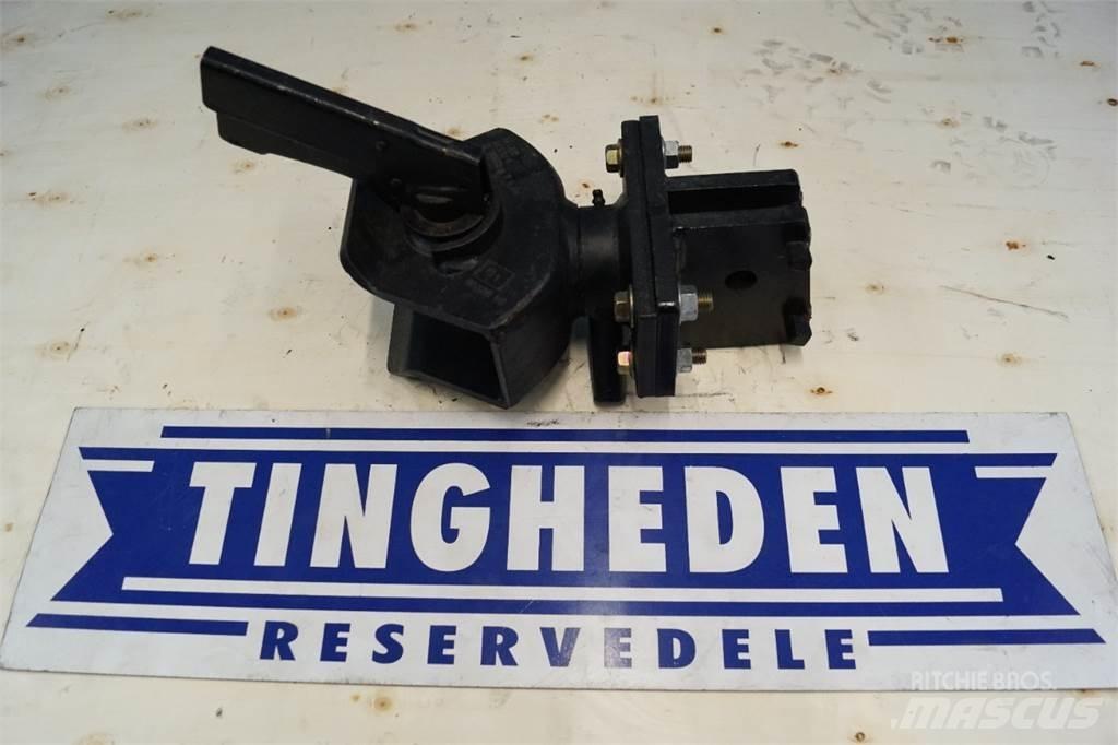 John Deere 2026R Other tractor accessories