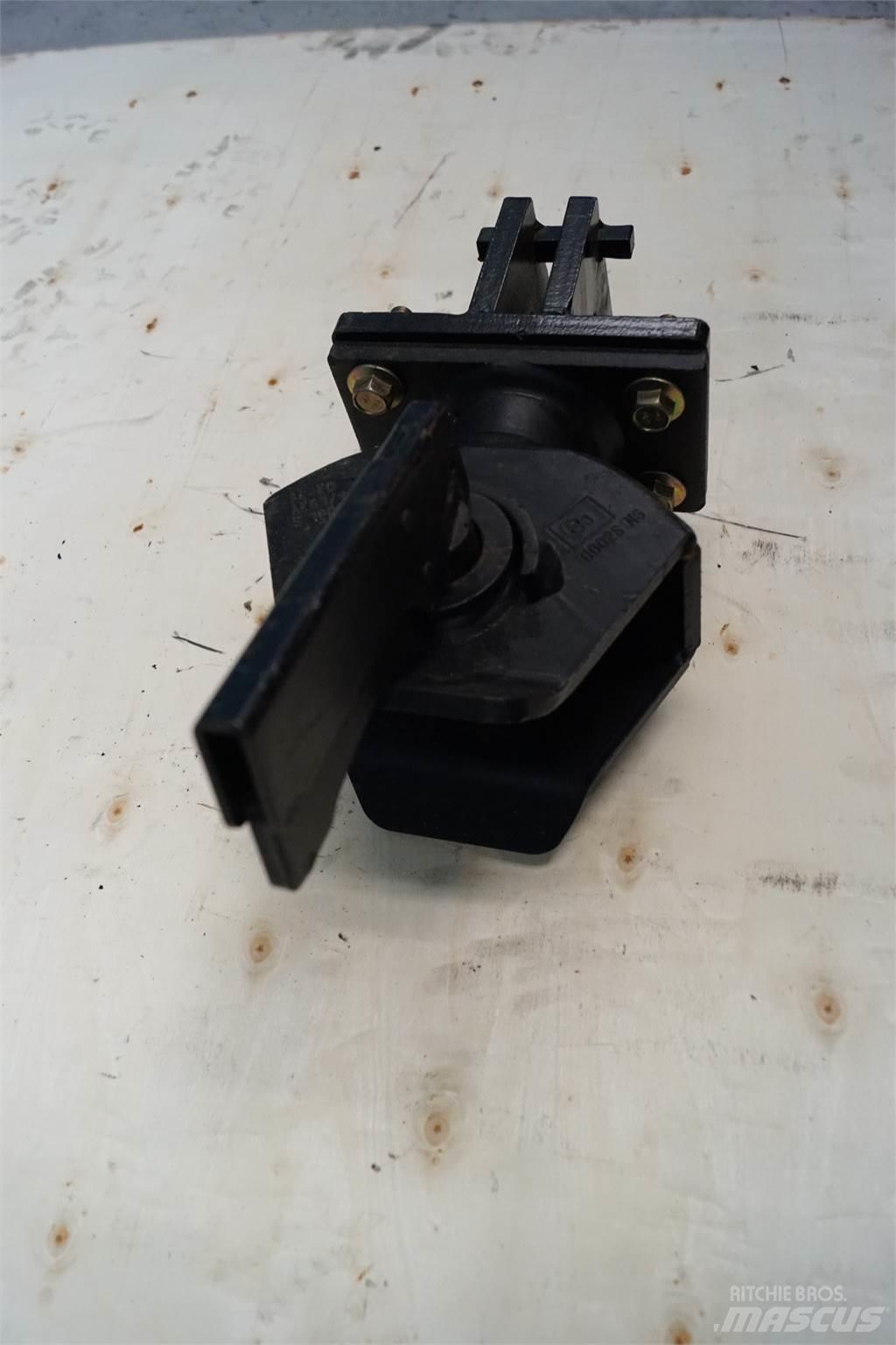 John Deere 2026R Other tractor accessories