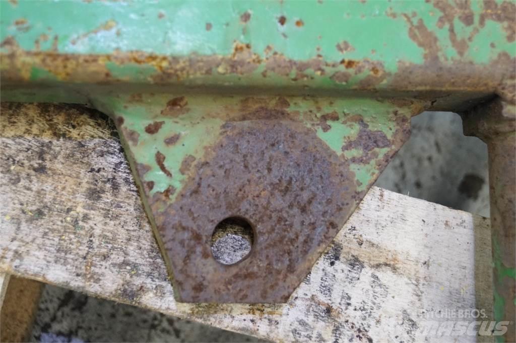 John Deere 2030 Other tractor accessories
