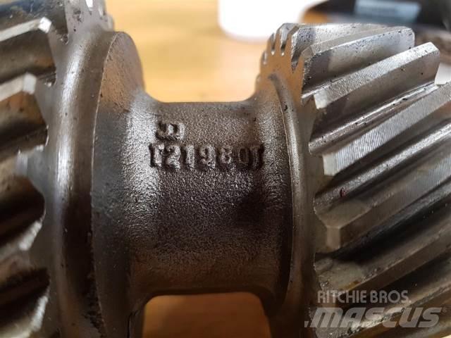 John Deere 2040 Transmission