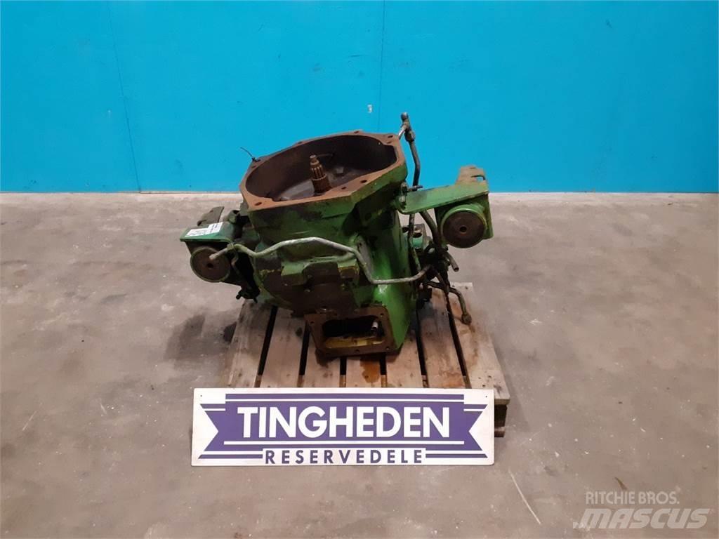 John Deere 2040 Transmission