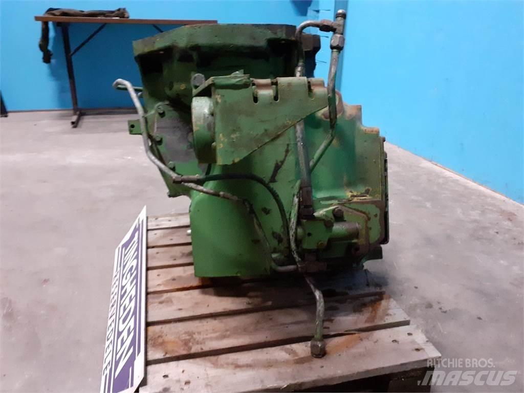 John Deere 2040 Transmission