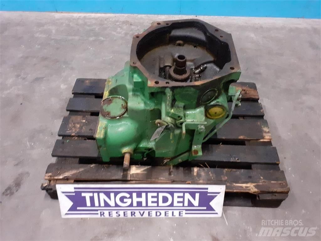John Deere 2040 Transmission