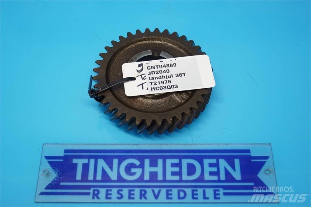 John Deere 2040 Transmission
