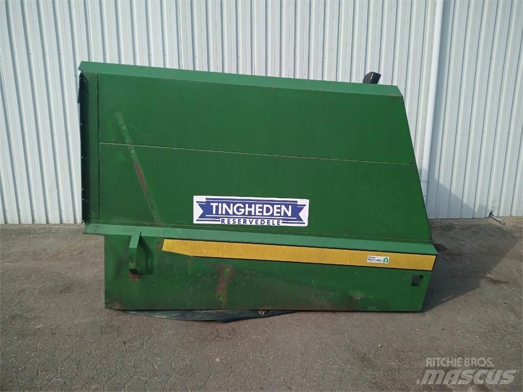 John Deere 2054 Farm machinery