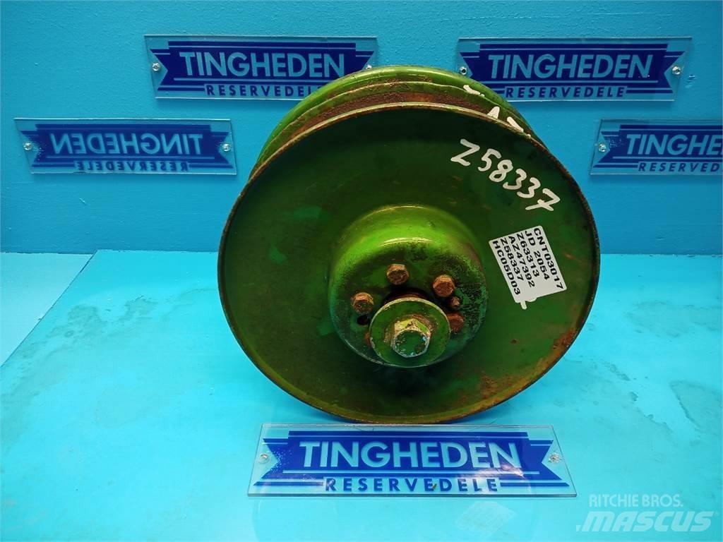 John Deere 2054 Farm machinery