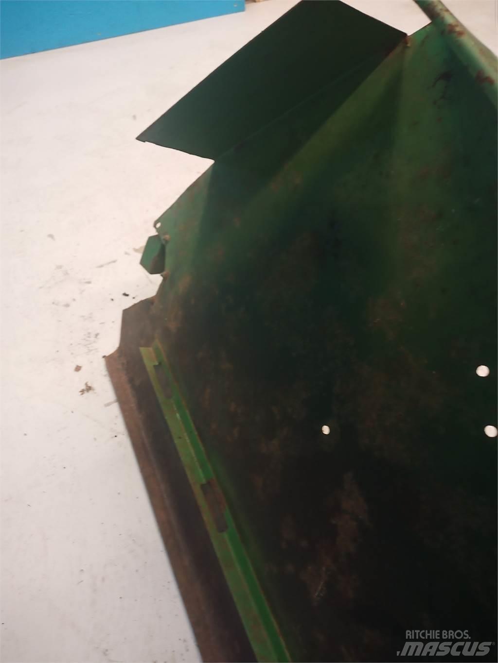 John Deere 2054 Farm machinery