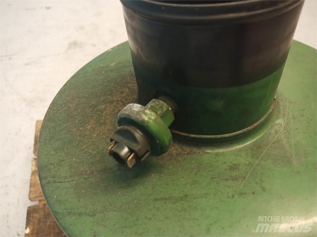 John Deere 2054 Engines