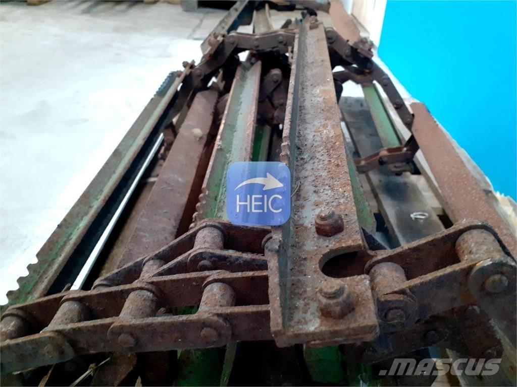 John Deere 2054 Combine harvester accessories