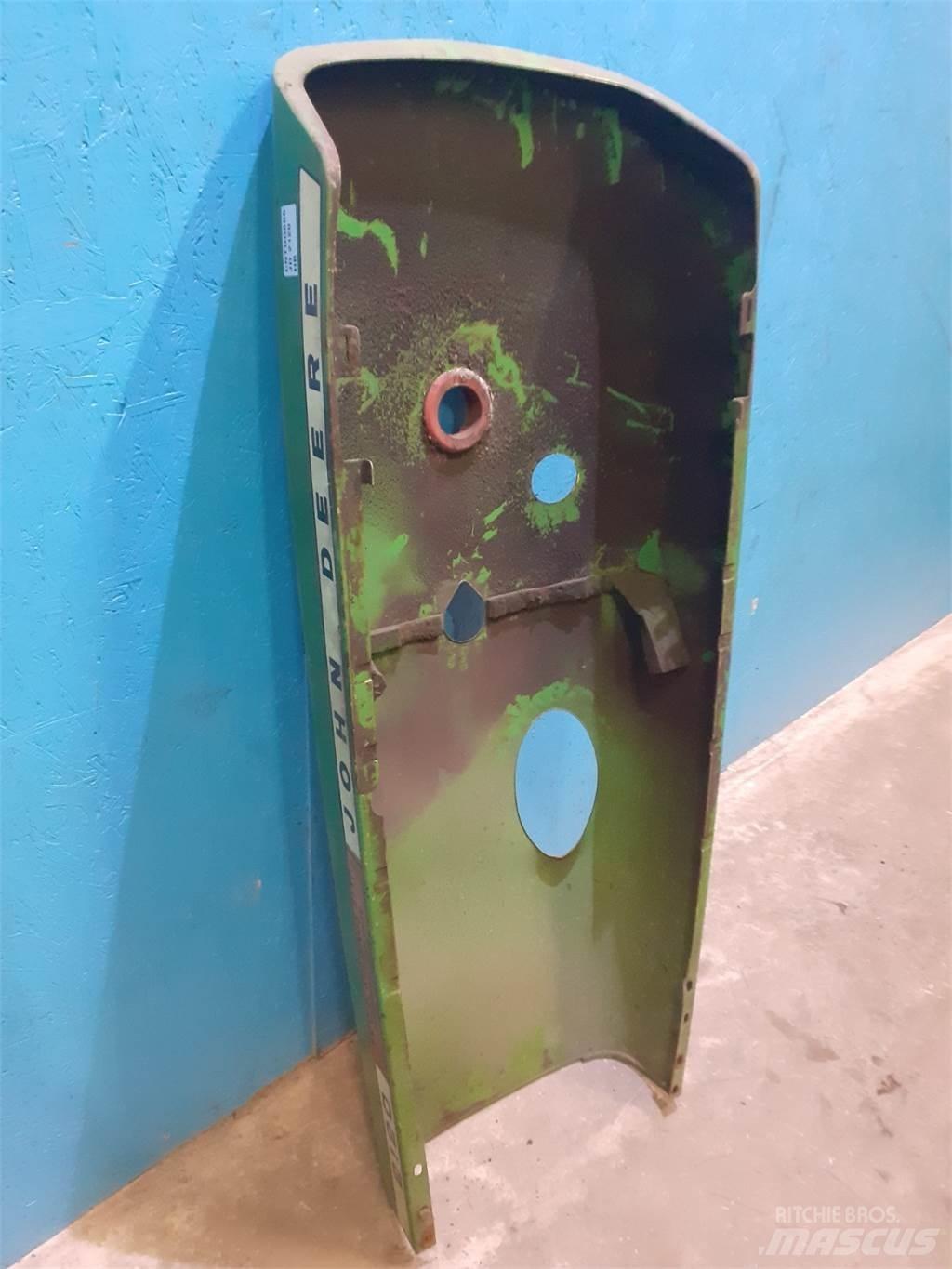 John Deere 2120 Other tractor accessories