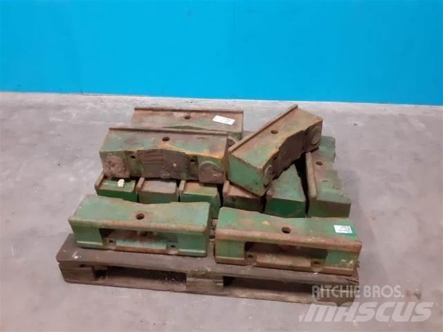 John Deere 2140 Front weights