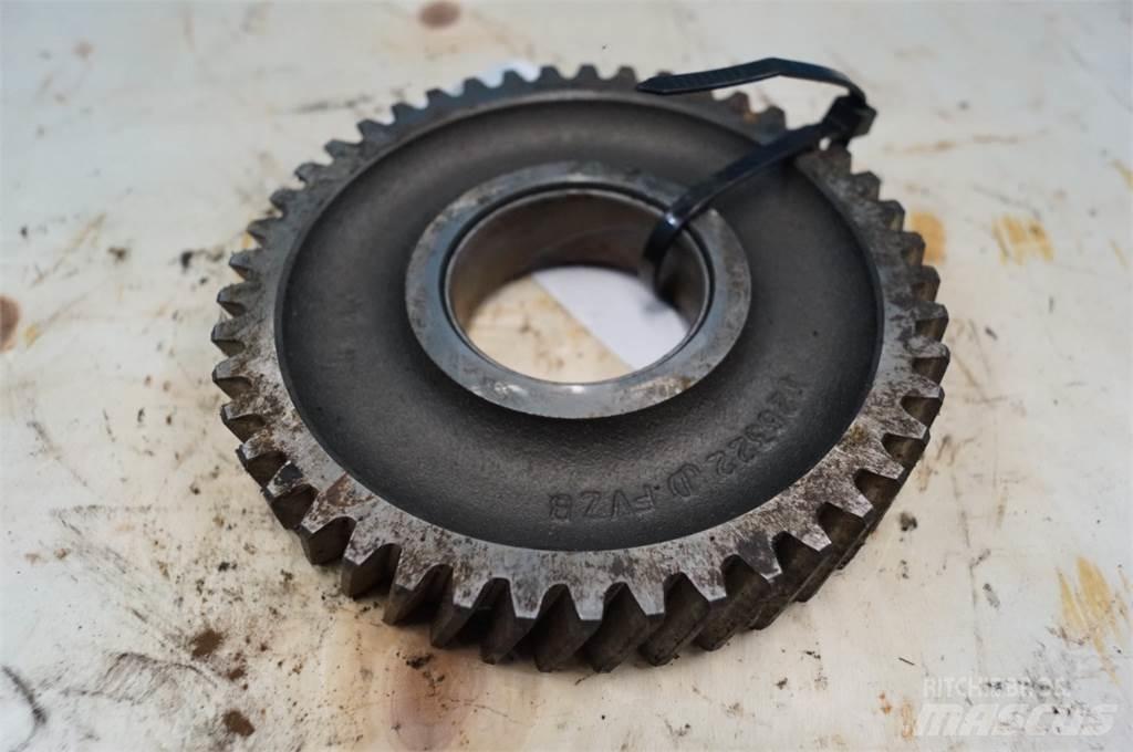 John Deere 2140 Transmission