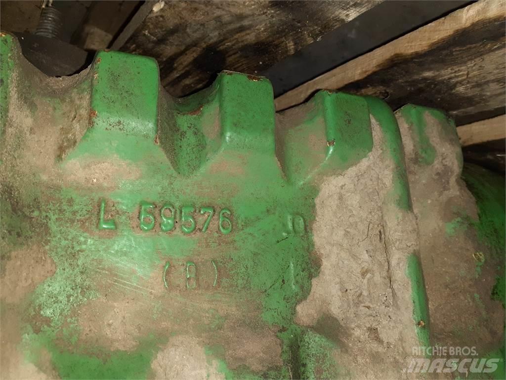 John Deere 2450 Other tractor accessories
