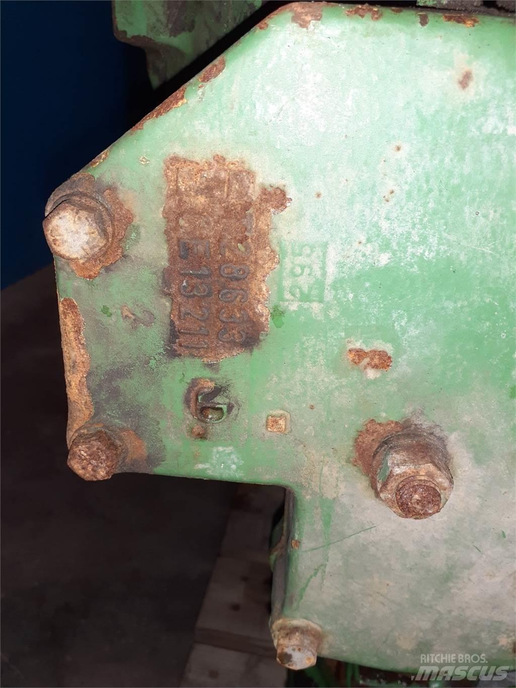 John Deere 2840 Transmission