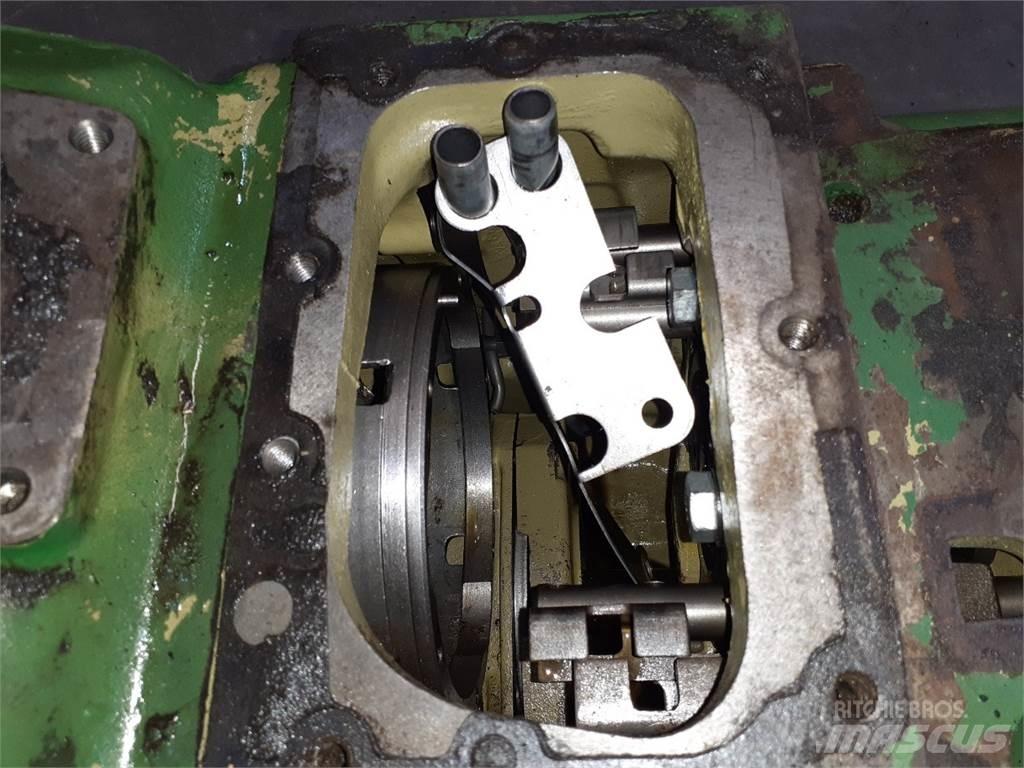 John Deere 2840 Transmission