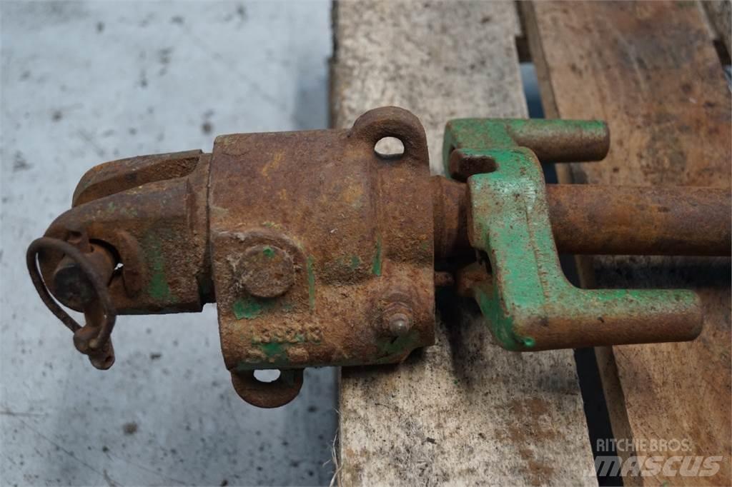 John Deere 3350 Other tractor accessories