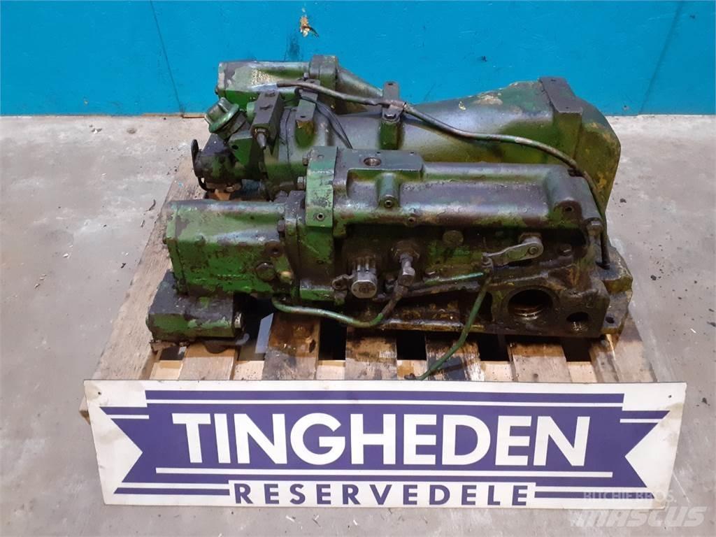 John Deere 4040 Transmission