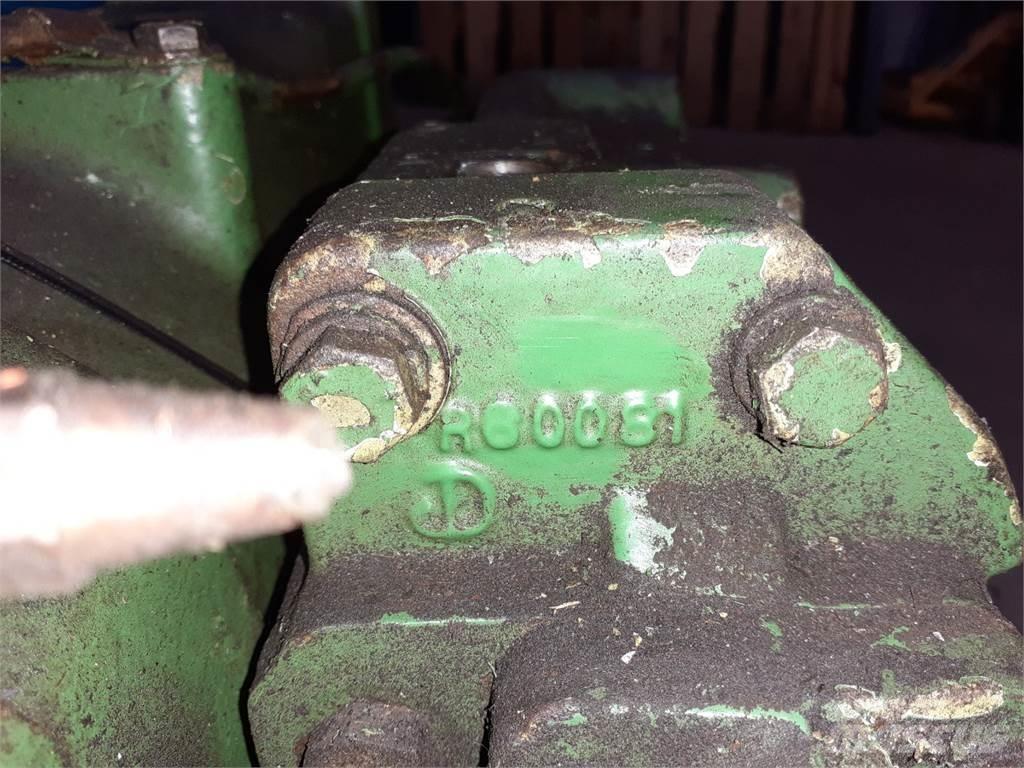 John Deere 4040 Transmission