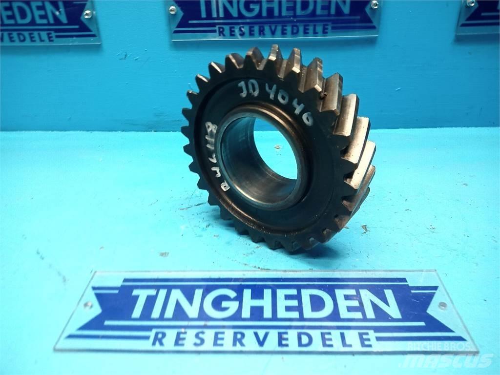 John Deere 4040 Transmission